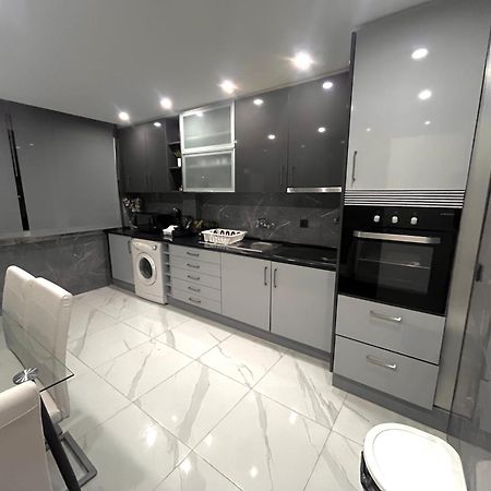 N3 Apartment Amadora Bagian luar foto